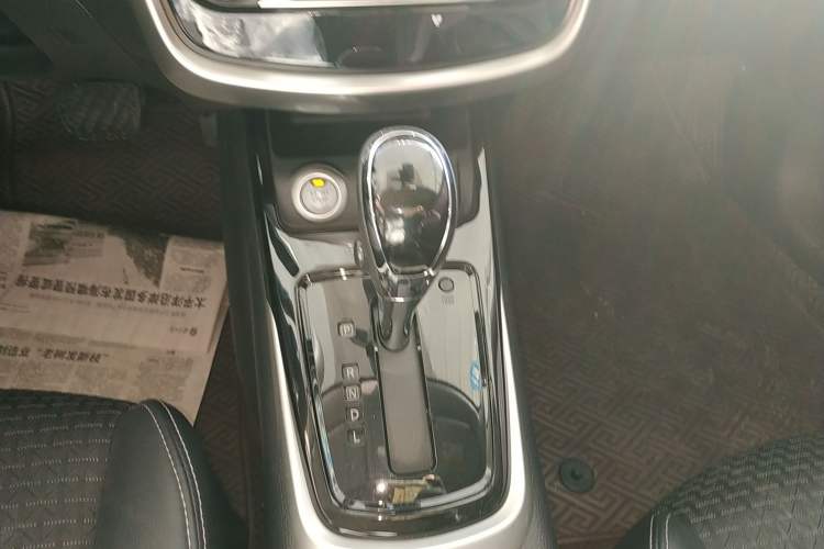 Used Nissan Tiida 2019 1.6L CVT Smart Drive Version China VI Standard