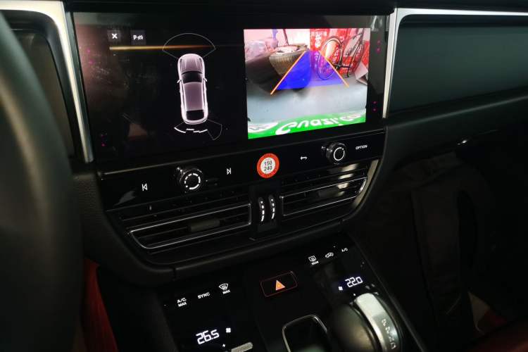 Used Porsche Macan 2024 Macan 2.0T