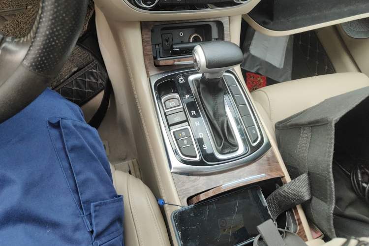 Used GAC Trumpchi GA8 2017 280T Deluxe Edition