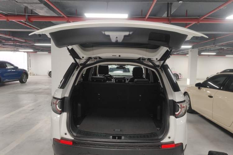 Used Land Rover Discovery Sport 2018 240 PS PURE Edition
