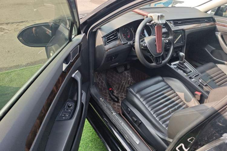 Used Volkswagen Magotan 2019 330TSI DSG Luxury Version China VI Standard
