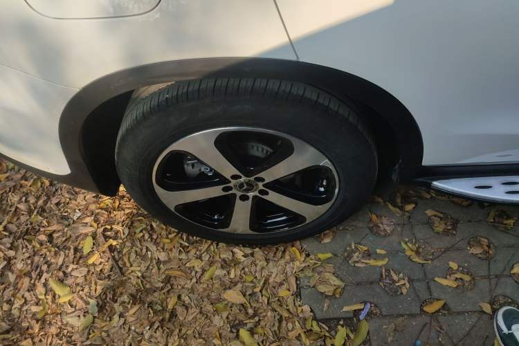 Used Mercedes-Benz GLC 2018 Facelift GLC 260 4MATIC Luxury Edition
