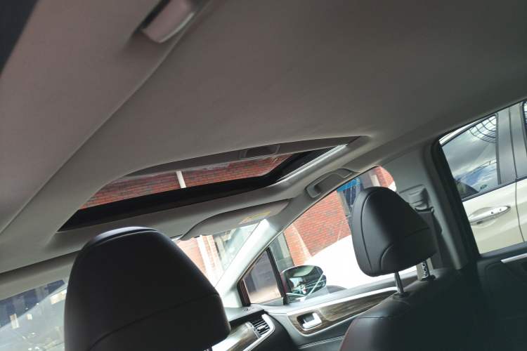 Used Honda Jade 2017 1.8L automatic Comfort version 5 seats