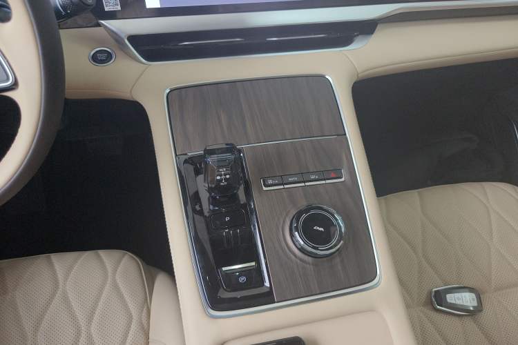 Used Geely Auto Monjaro L 2025 Dongfang Yao 2.0TD Automatic Lanxing Edition