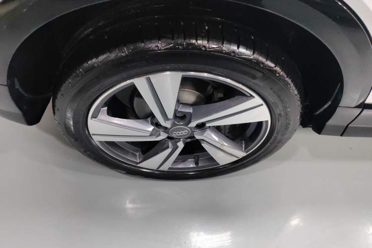 Used Audi Q2L 2021 35 TFSI Fashion Dynamic Model