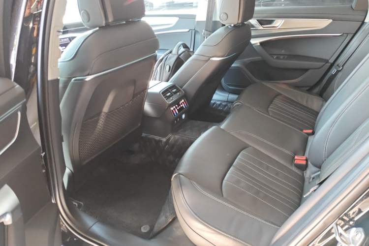 TDK.VehicleDetails.img