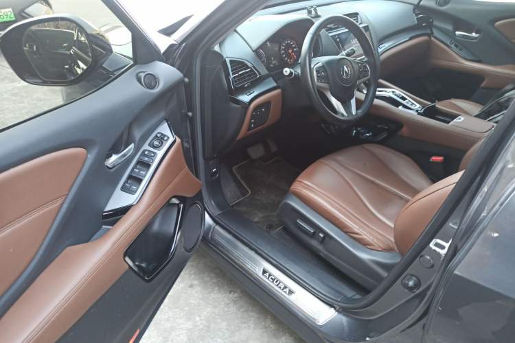 Used Acura CDX 2018 2.0L Two-Wheel Drive Comfort Edition Hybrid
