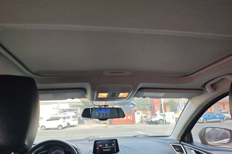 Used Mazda Mazda 3 Axela 2017 Sedan 1.5L Automatic Luxury Model Emission Standard China V
