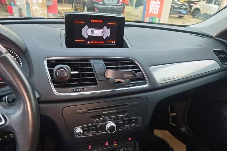 Used Audi Q3 2015 35 TFSI quattro Technology Edition