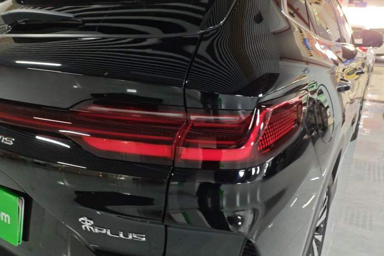 Used BYD Song PLUS New Energy 2024 HONOR Edition DM-i 110km Flagship PLUS
