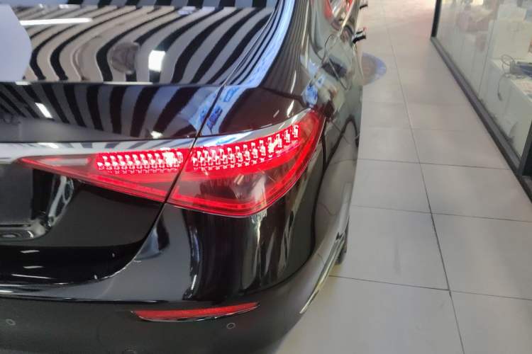 Used Mercedes-Benz S-Class 2023 Updated S 400 L Business Version
