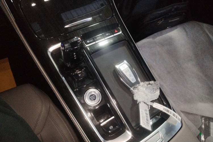 Used Geely Auto FX11 2025 4th Generation 1.5TD DCT – The Start