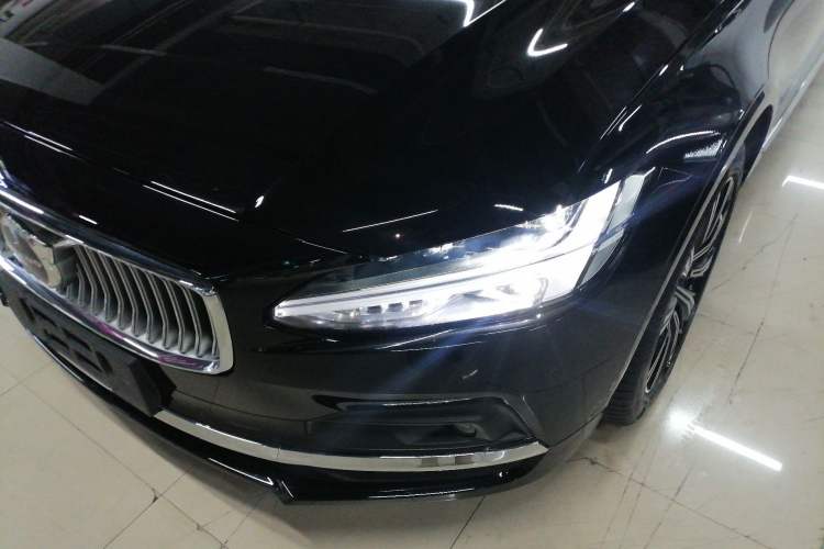 Used Volvo S90 2021 B5 Zhiyi Luxury Edition
