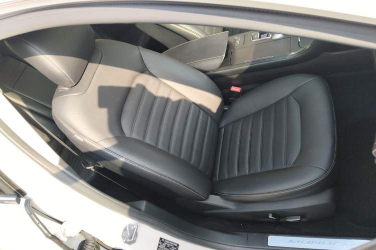 Used Ford Mondeo 2018 EcoBoost 200 Stylish Model