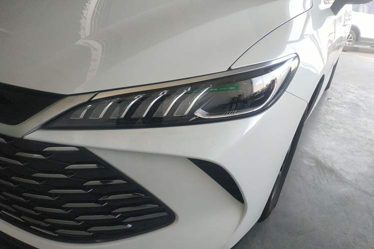 Used BYD Qin PLUS 2025 DM-i Smart Drive 55KM Leading Model
