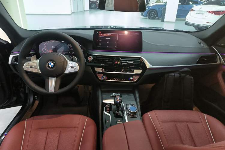 Used BMW 5 Series 2023 Restyled 530Li Leading Edition M Sport Package
