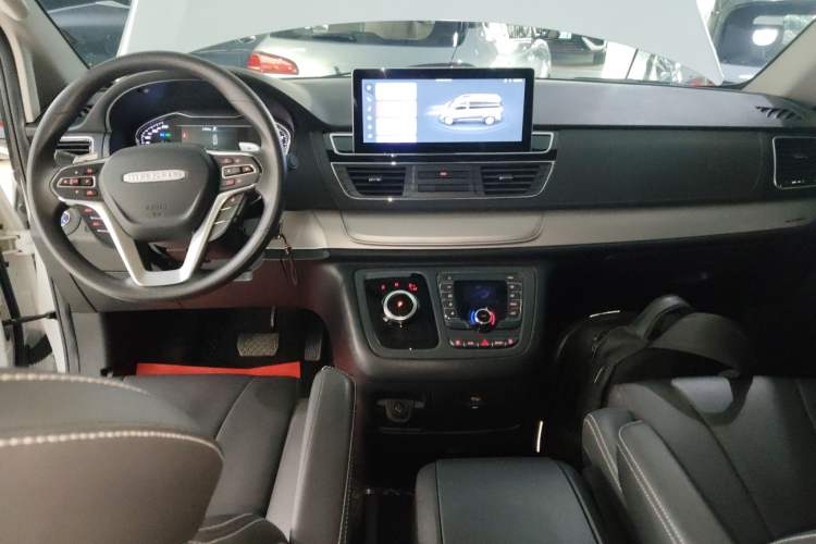 Used SAIC MAXUS G20 2023 Facelifted ES 2.0T Gasoline Automatic Value Edition