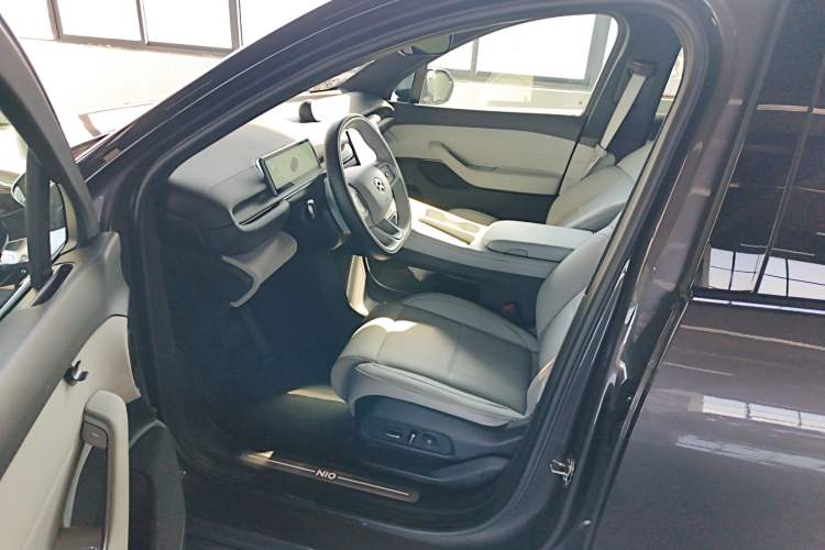 Used Nio ES6 2024 75 kWh
