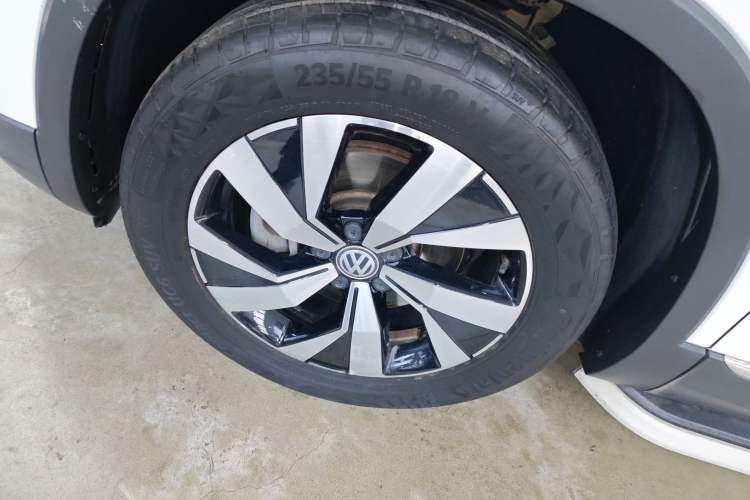 Used Volkswagen Tayron 2019 330TSI Two-Wheel Drive Luxury Model China VI Standard
