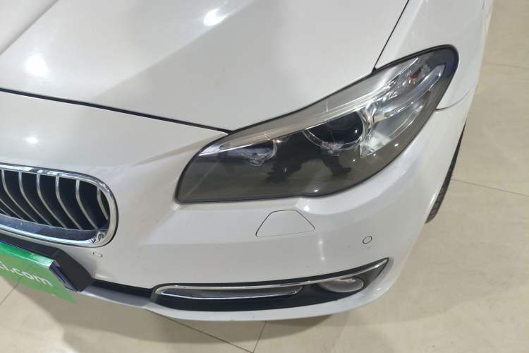 Used BMW 5 Series 2014 525Li Luxury Design Package
