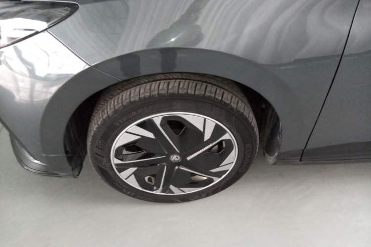 Used MG 4 EV 2023 415 km Range Sea-Faring Champion Edition
