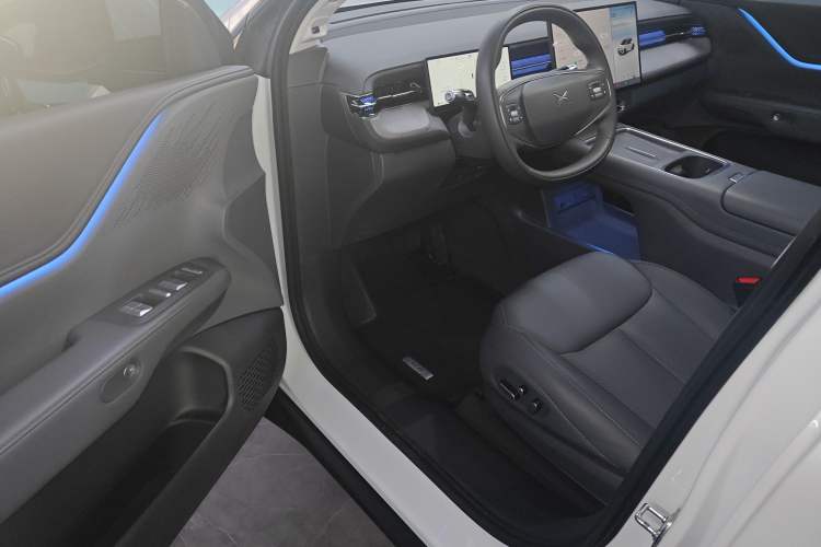 Used XPeng G6 2025 625 Long-Range Max Flagship Edition
