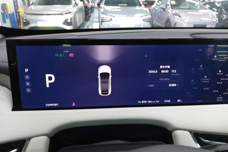 Used  LS7 2023 77 kWh Urban Fit Rear-Wheel Drive
