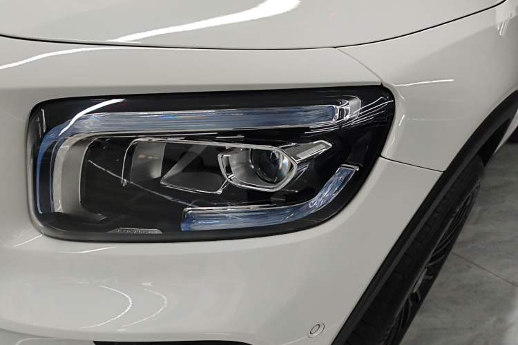 Used Mercedes-Benz GLB 2022 Updated GLB 200 Fashion Edition
