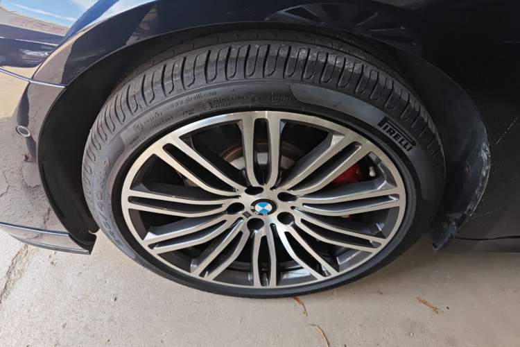 Used BMW 5 Series 2018 530Li Leading Model M Sport Package
