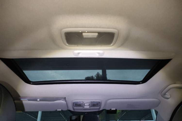 Used Hyundai ix35 2015 2.0L Automatic 2WD Smart Type China IV
