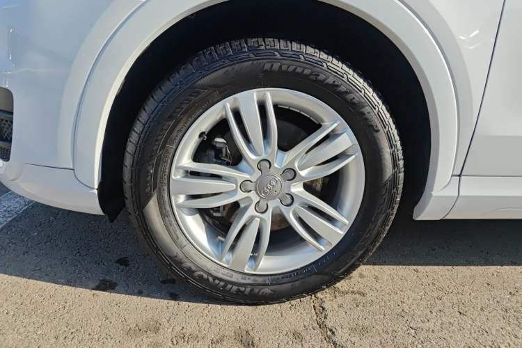 Used Audi Q3 2015 35 TFSI Comfort Model