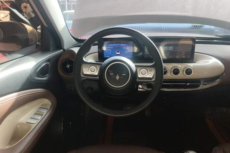 Used Wuling Bingo 2024 333 km Enjoyment Version
