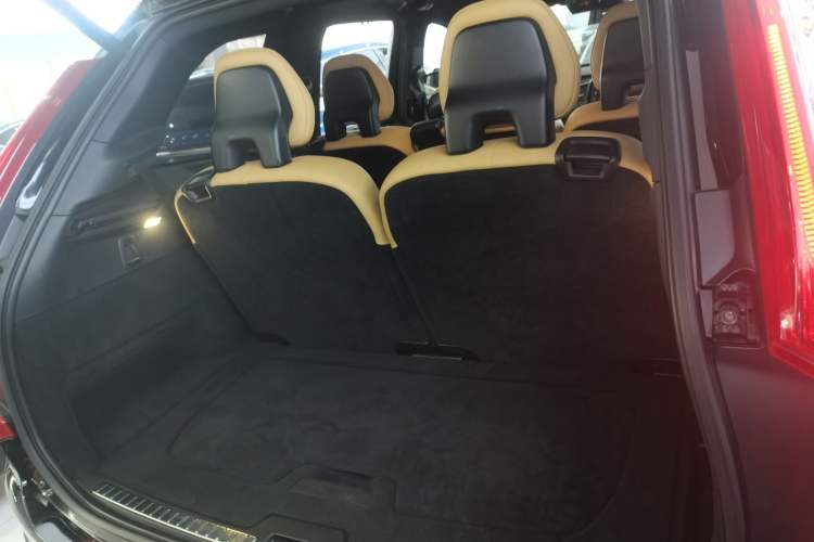 Used Volvo XC90 2018 T6 Zhiyi Edition 7-Seater
