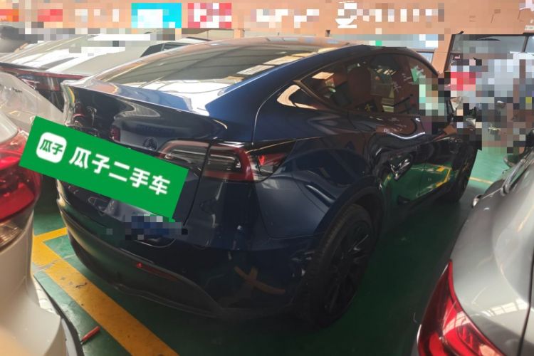 Used Tesla Model Y 2021 Long-Range All-Wheel-Drive Version 3D7
