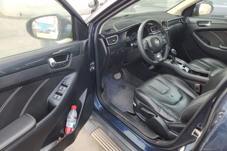 Used Dongfeng Fengon 580 2016 Revised Version 1.5T CVT Luxury Edition
