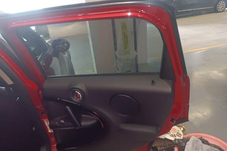 Used  Countryman 2011 1.6L COOPER Fun
