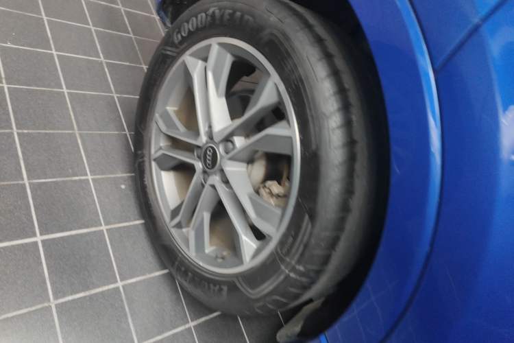 Used Audi Q3 2021 40 TFSI Fashion Dynamic Model
