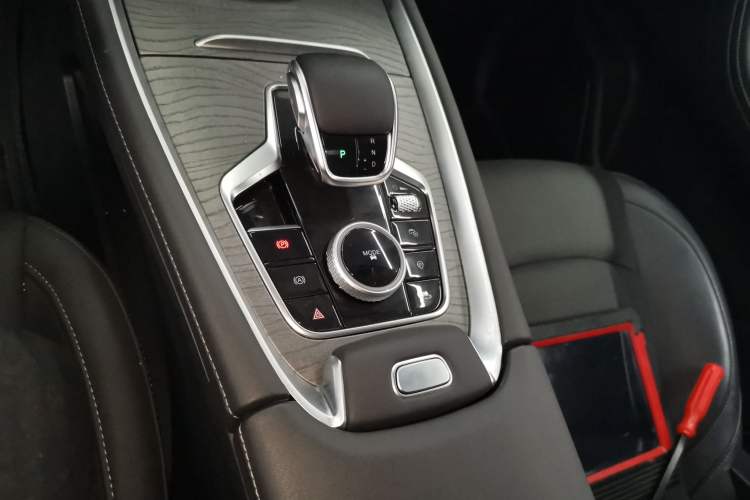 Used Chery Tiggo 8 PLUS 2024 Champion Edition 290TGDI DCT Hao Yue Version 5 Seats