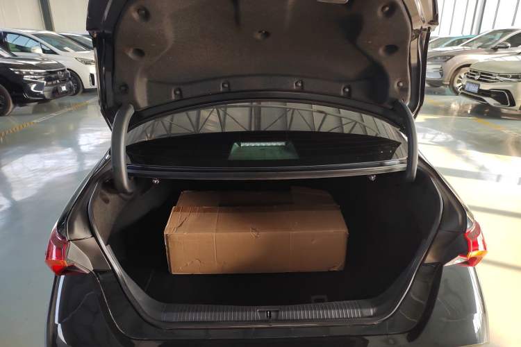 Used Toyota Avalon 2021 2.5L Luxury Edition
