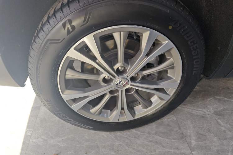 Used Buick Envision 2022 Encore Plus 652T Five-Seat Luxury Model