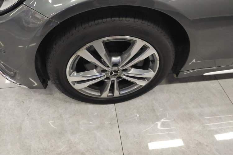 Used Mercedes-Benz C-Class 2017 Facelift C 200 L Sport Edition