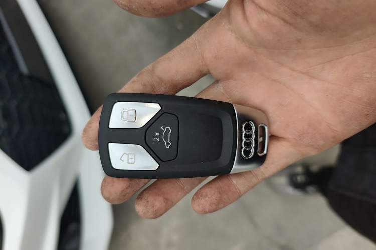 Used Audi A4L 2022 40 TFSI Fashion Dynamic Model
