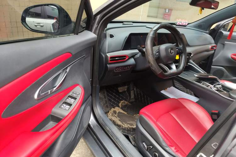 Used Changan UNI-T 2020 1.5T Flagship Version
