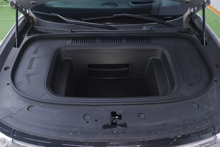 Used  #5 2024 Long-Range Journey Luxury Edition