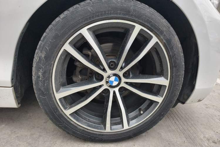 Used BMW 2 Series (Import) 2018 220i Convertible Coupe Sports Design Package
