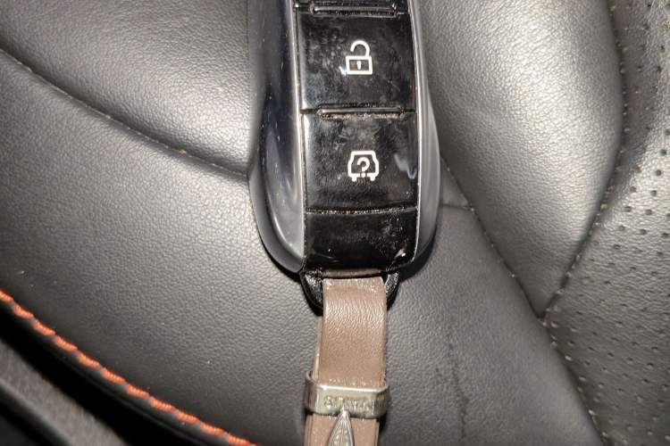 Used Dongfeng Fengon 580 2021 Revised ☆ Star Edition 1.5T Automatic Luxury Version
