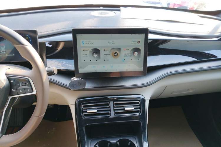 Used BYD Qin PLUS 2024 HONOR Edition DM-i 55KM Leading Model
