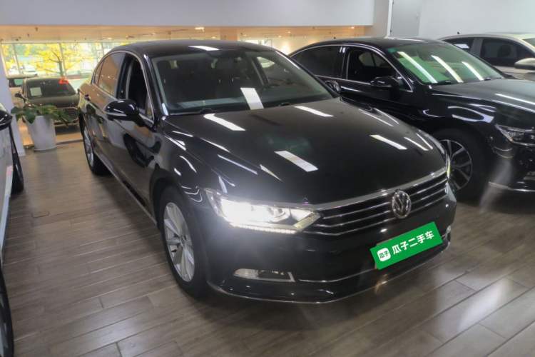 Used Volkswagen Magotan 2019 330TSI DSG Leading Model China VI Standard