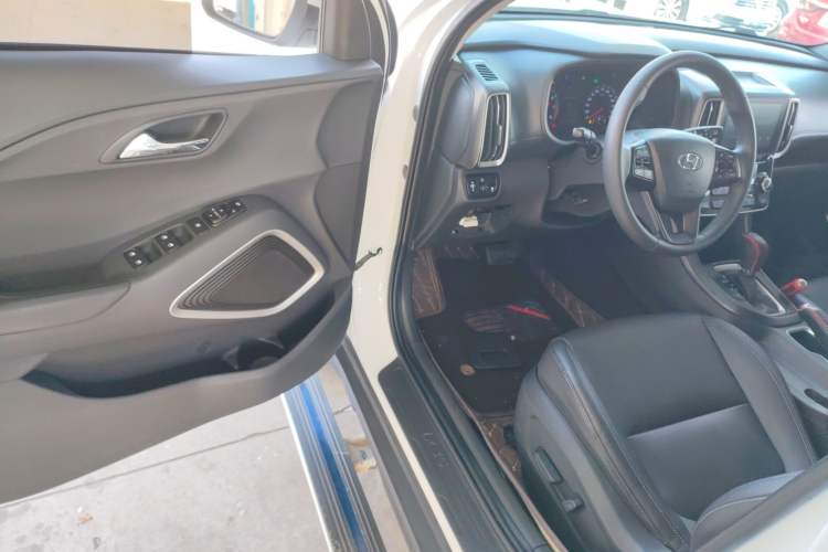 Used Hyundai ix35 2019 2.0L Automatic 2WD Zhiyong·Changxiang Edition China VI Standard
