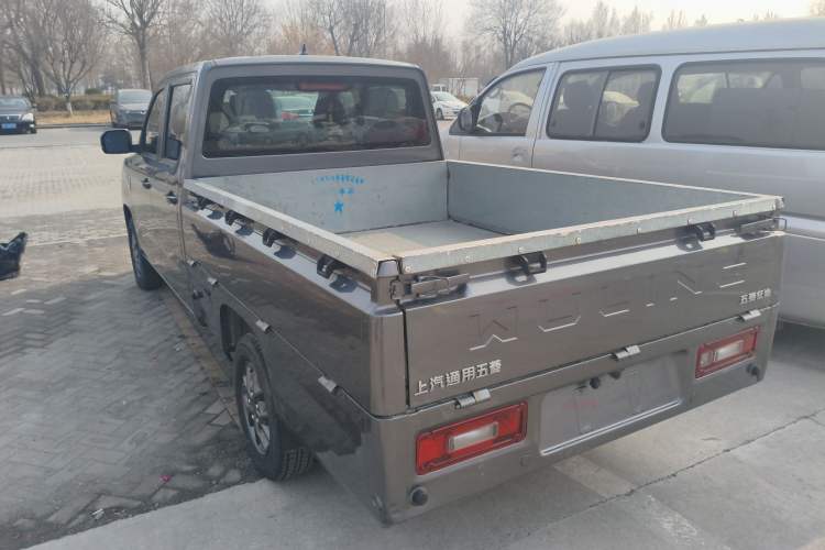 Used Wuling Zhengtu 2021 1.5L Entry-Level LAR
